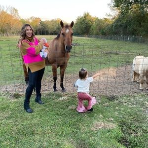 OVERSIZED PINK AND TAN SWEATER - LARGE